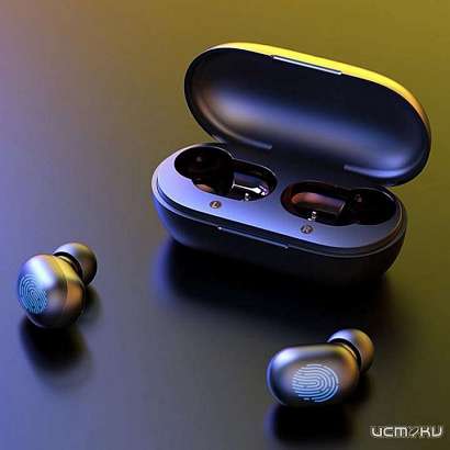 У орловчанина в парикмахерской украли дорогие наушники