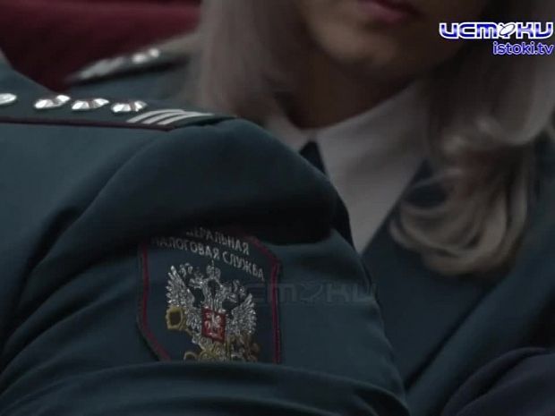 В ДК Дормаш чествовали налоговиков в преддверии их профессионального праздника