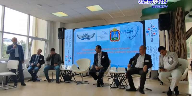 Орловская наука продолжает радовать. В фундаментальной библиотеке прошёл семинар, на котором было представлено несколько инновационных разработок