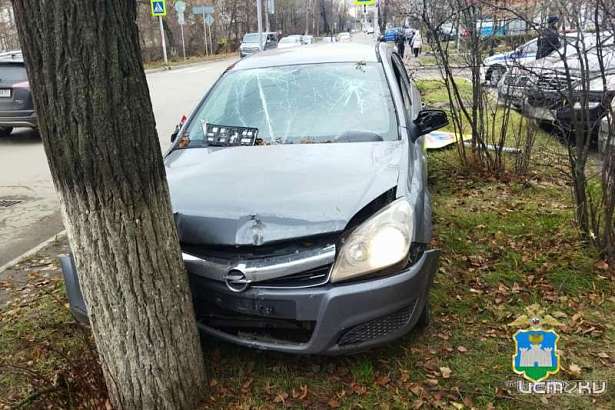 В Орле полицейские спасли водителя, которому стало плохо за рулём
