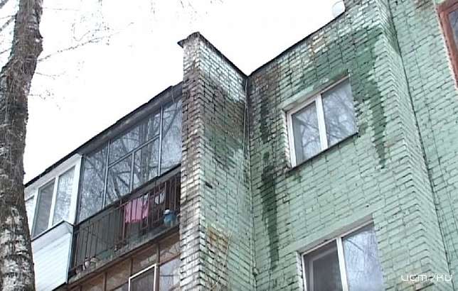 Прокуратура проверила дом на Наугорском шоссе в Орле, где люди живут в нечеловеческих условиях