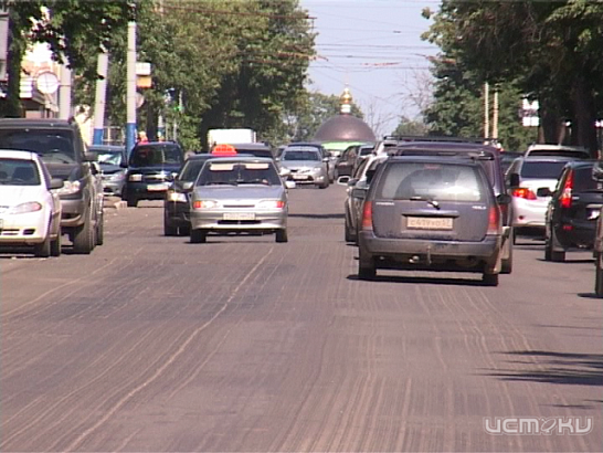С ветерком и недорого: о поездках такси в Орле