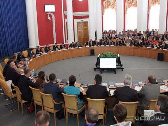 В Орле чиновники повышают свою квалификацию.