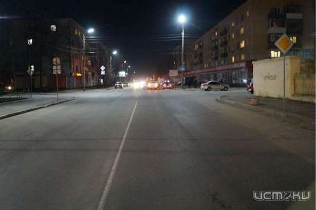 В Орле на зебре женщина попала под колеса «Рено Логан» В Орле на зебре женщина попала под колеса «Рено Логан»