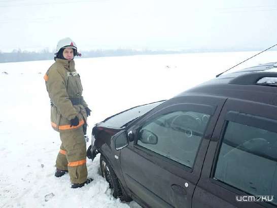 В Глазуновском районе вылетел в кювет водитель «Лады-Ларгус»