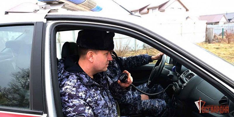 Росгвардия кража В Орле росгвардейцы задержали похитителя алкоголя из сетевого магазина