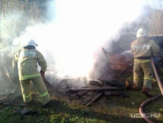 На выходных в Троснянском районе горела хозпостройка