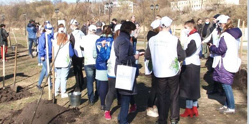 Жители негодуют: в период пандемии в Орле провели массовую акцию