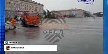 "Новый", питерский троллейбус попал в ДТП. Экспресс - новости.