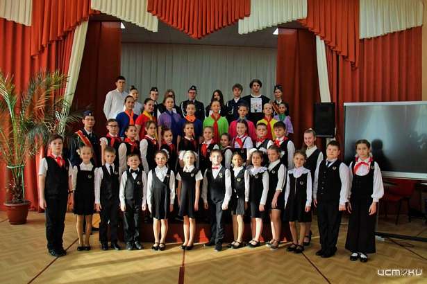 Орловская гимназия №16 присоединилась к «Движению первых»