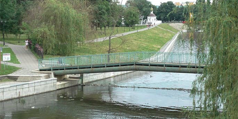 Пешеходный мост к Стрелке станет крепче и выносливее