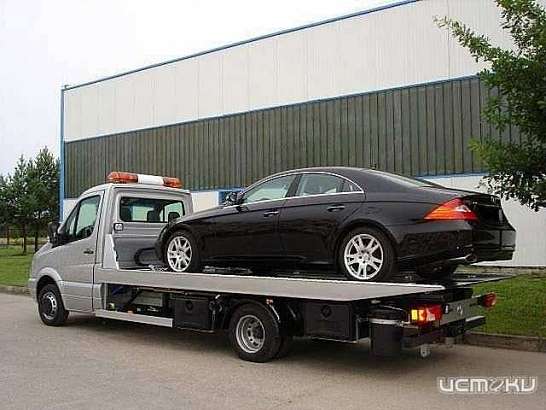 В России изменились правила работы эвакуаторов