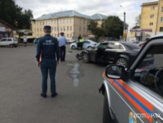 В Орле столкнулись «Ауди» и мотоцикл