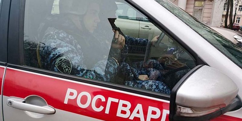 Росгвардия дебош Росгвардейцы задержали орловчанина за дебош в сауне