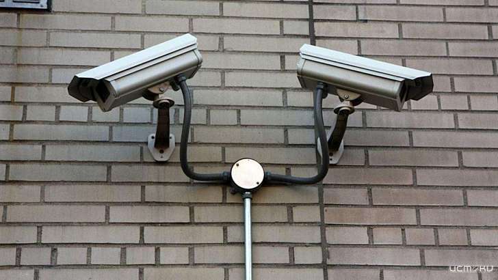 Людей заменят камерами: в орловских школах грядет оптимизация 