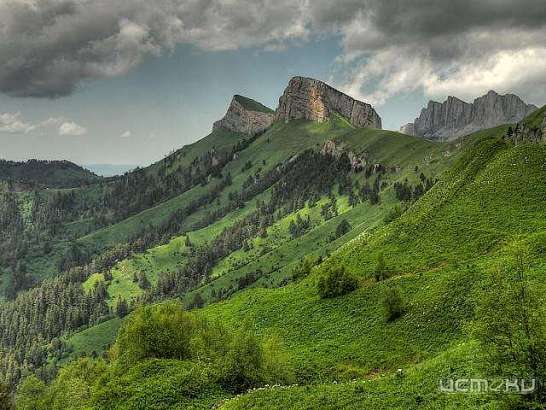 Орловчане наслаждаются "Сокровищами Архыза"