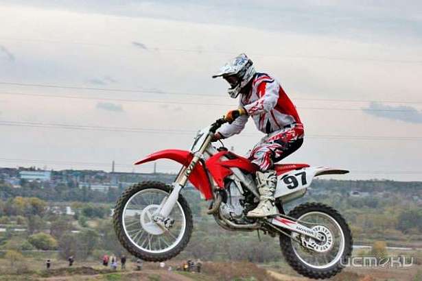 Владимир Покопцев стал призёром Кубка липецкого губернатора по мотокроссу