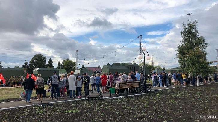 На пути в Орел: в регион прибыла точная копия бронепоезда 