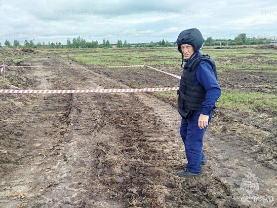 На территории орловского аэропорта нашли снаряд