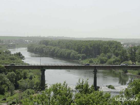 Беломестненский мост в Ливнах разрушается на глазах