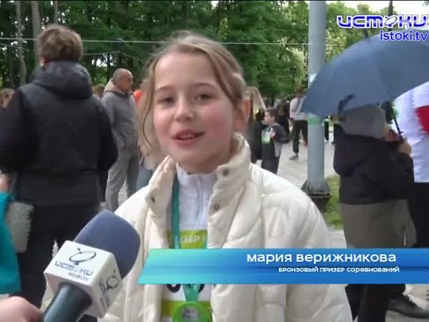 На старт вышли более 1000 любителей здорового образа жизни. В парке "Победы" прошел благотворительный забег «Зеленый марафон»
