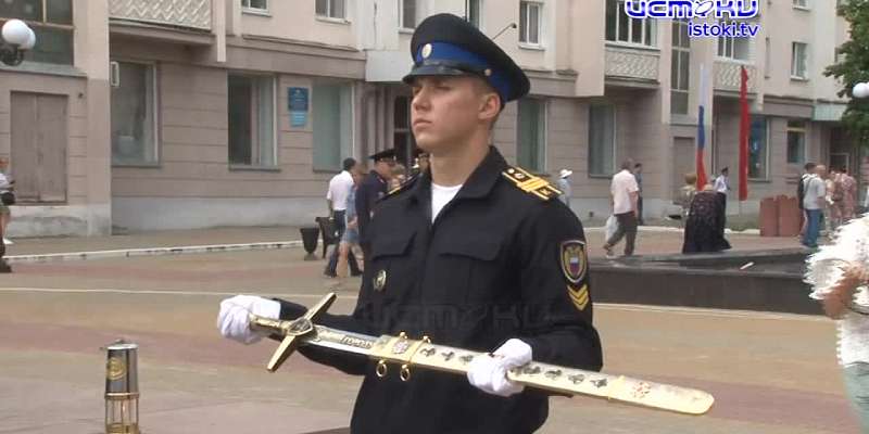 День, который дорог каждому орловчанину. Сегодня Орёл отмечает две знаковые даты. Праздничные мероприятия проходят во многих уголках города