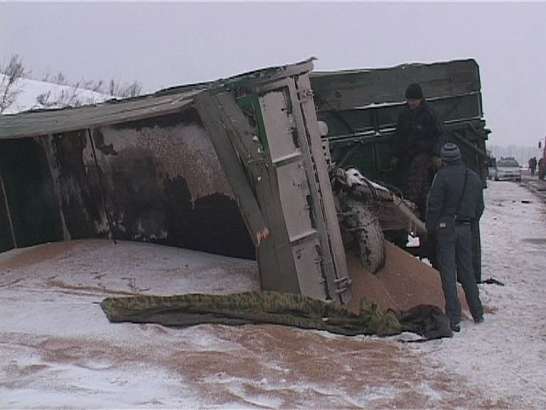 Авария под Орлом унесла жизни двух людей.