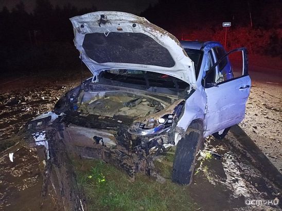 Под Орлом в перевернувшейся иномарке пострадала маленькая девочка