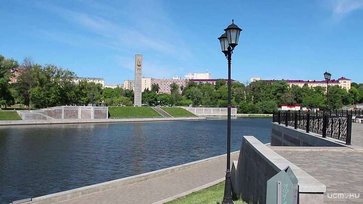 Следить за набережными Орла будет «Спецавтобаза»