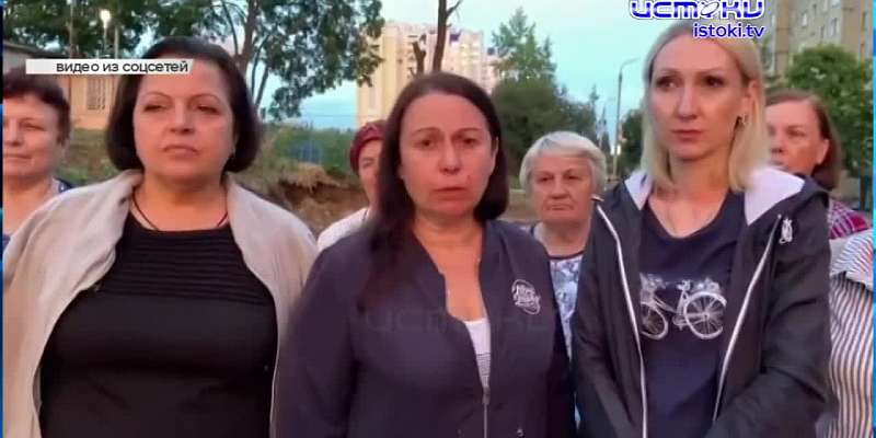 Жители ул. Орловских Партизан записали обращение к президенту РФ с просьбой вмешаться в строительство дороги, бывшего таможенника будут судить за 12 п...