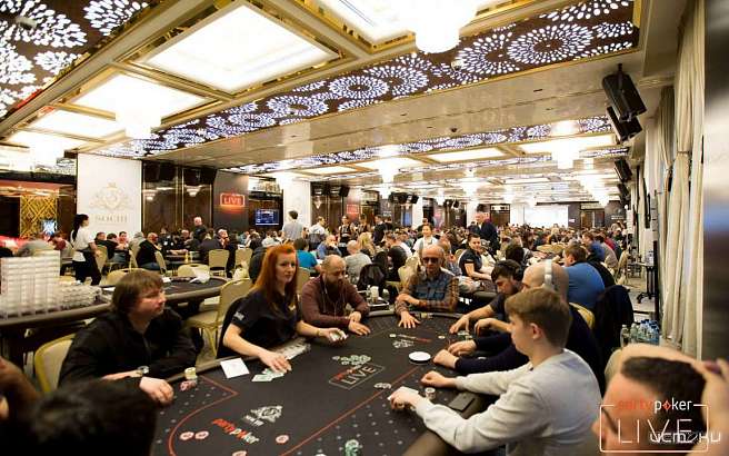 Почему именно в Сочи проводятся топовые в России серии по покеру?