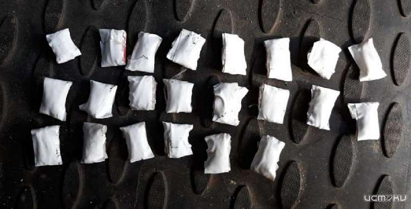 В Орле женщина пыталась сбыть крупную партию мефедрона