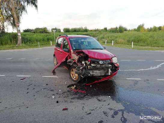 На трассе Орловщины произошло столкновение «Фиата» и «Лады»