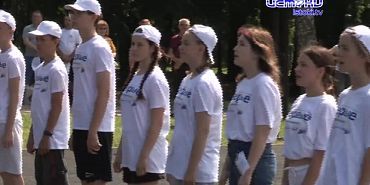 "Зарядка со стражем порядка"!