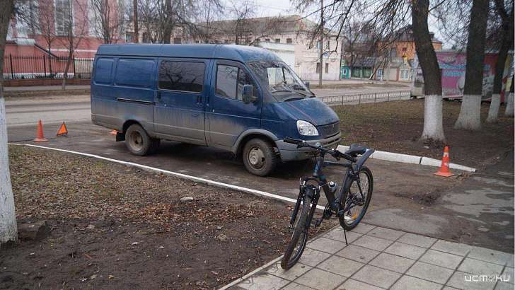 В Орле «Газель» сбила подростка на велосипеде