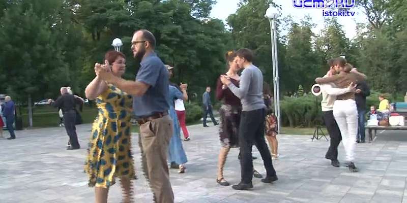 Танец страсти в Орле: как танго объединяет и помогает найти вторую половинку