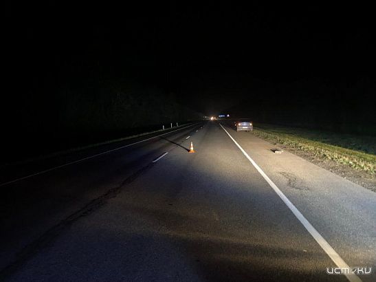 На орловской трассе неизвестный водитель сбил пешехода и скрылся На орловской трассе неизвестный водитель сбил пешехода и скрылся