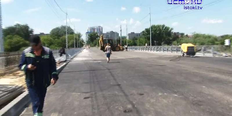 Эксклюзив с моста Дружбы в Орле: что случилось с опорой после дождя
