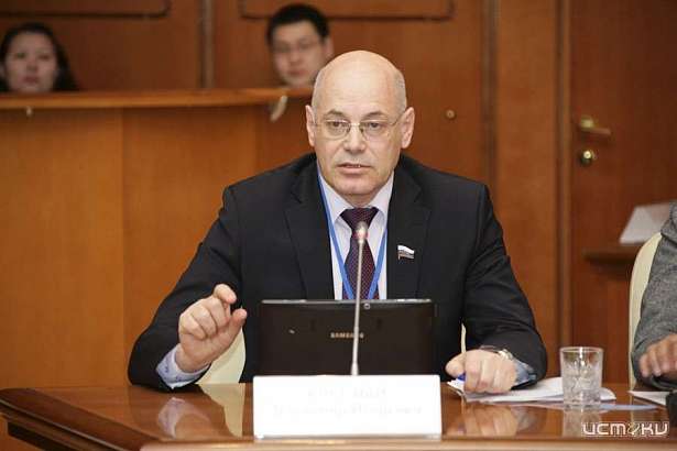 Сенатор от Орловской области Владимир Круглый предложить ограничить число пассажиров в общественном транспорте Сенатор от Орловской области Владимир Круглый предложить ограничить число пассажиров в общественном транспорте