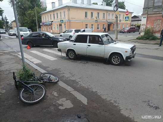 В Орле «Жигули» на зебре наехал на 12-летнего велосипедиста