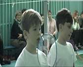 Самый необычный урок физкультуры: юные орловчане сыграли в бадминтон с космонавтом Мисуркиным