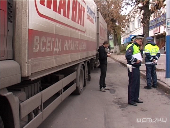 Сегодня в районе улицы Тургенева фура сбила пешехода