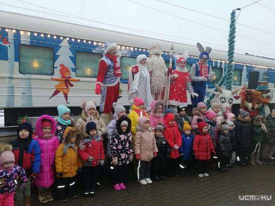 Более 3 тыс. жителей Орловской области посетили праздничные мероприятия Поезда Деда Мороза 