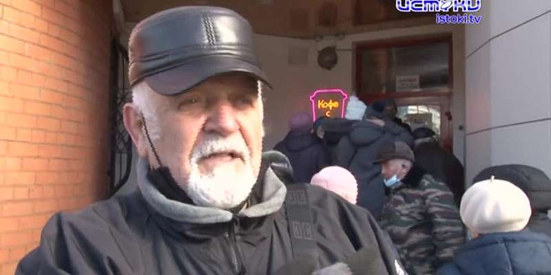 Утром орловские пенсионеры штурмовали РИЦ: проездные билеты оказались заблокированы