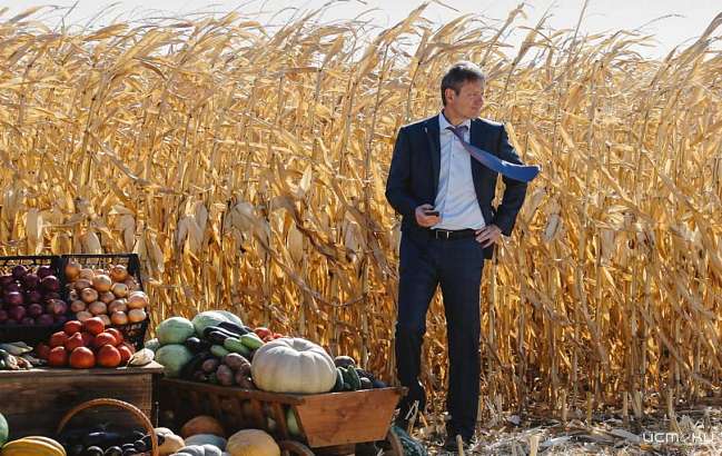 Клычков заявил, что дефицита семян в Орловской области нет