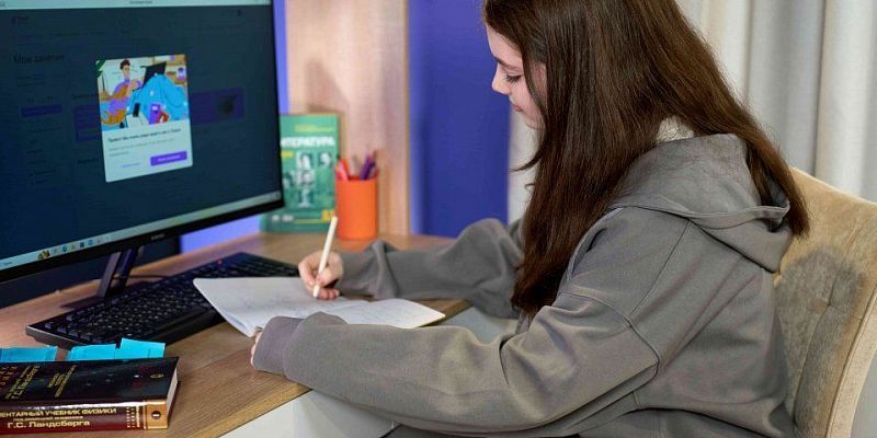 Образовательная платформа «Лицей» поможет школьникам и родителям подготовиться к «Диктанту Победы»