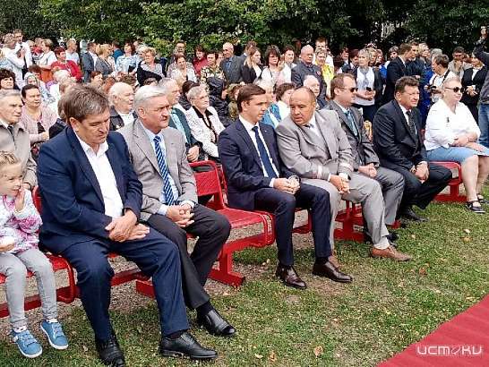 Фоторепортаж: сегодня в Орле чествуют тружеников железных дорог