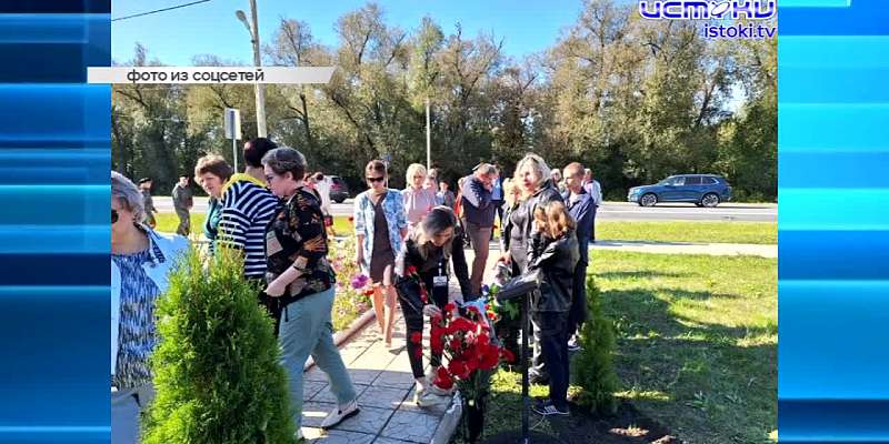 Чиновники хвалятся новыми кадрами в медучреждениях региона, члены "Бригады Катукова" сдали кровь для бойцов СВО, а в Орле спасатели предотвратили взры...