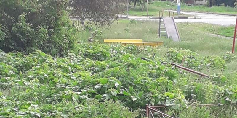 Орловчане боятся потерять детей на игровой площадке