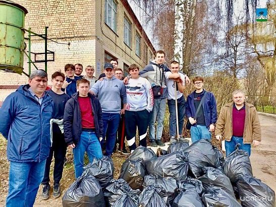 Орловчане вышли на субботник: убрано 313 тонн мусора!